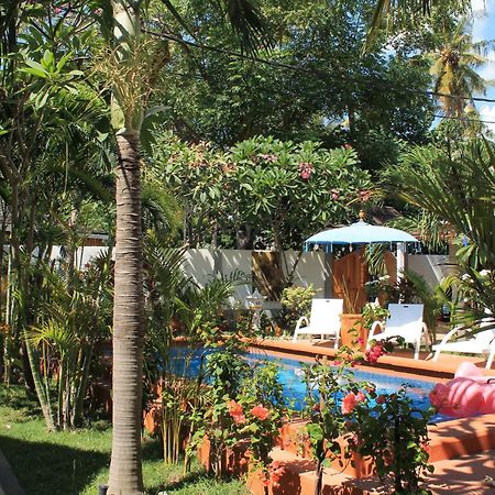 New Balengku Dua Hotel - Adults Only Gili Air Kültér fotó