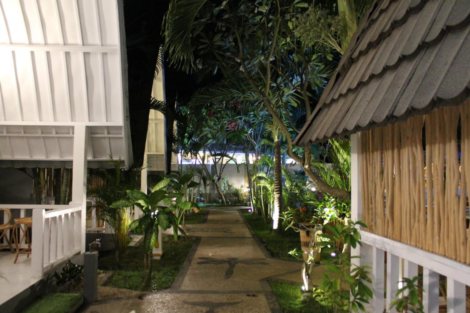 New Balengku Dua Hotel - Adults Only Gili Air Kültér fotó